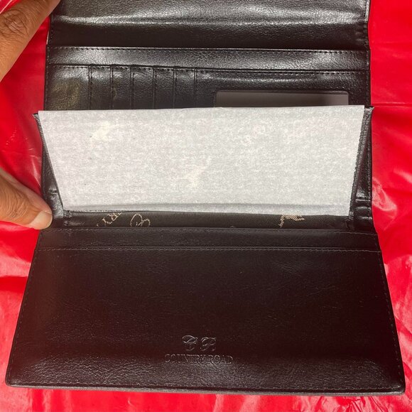 Ladies Wallet - Picture 7 of 9